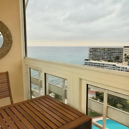 The - Torre La Roca Apartment